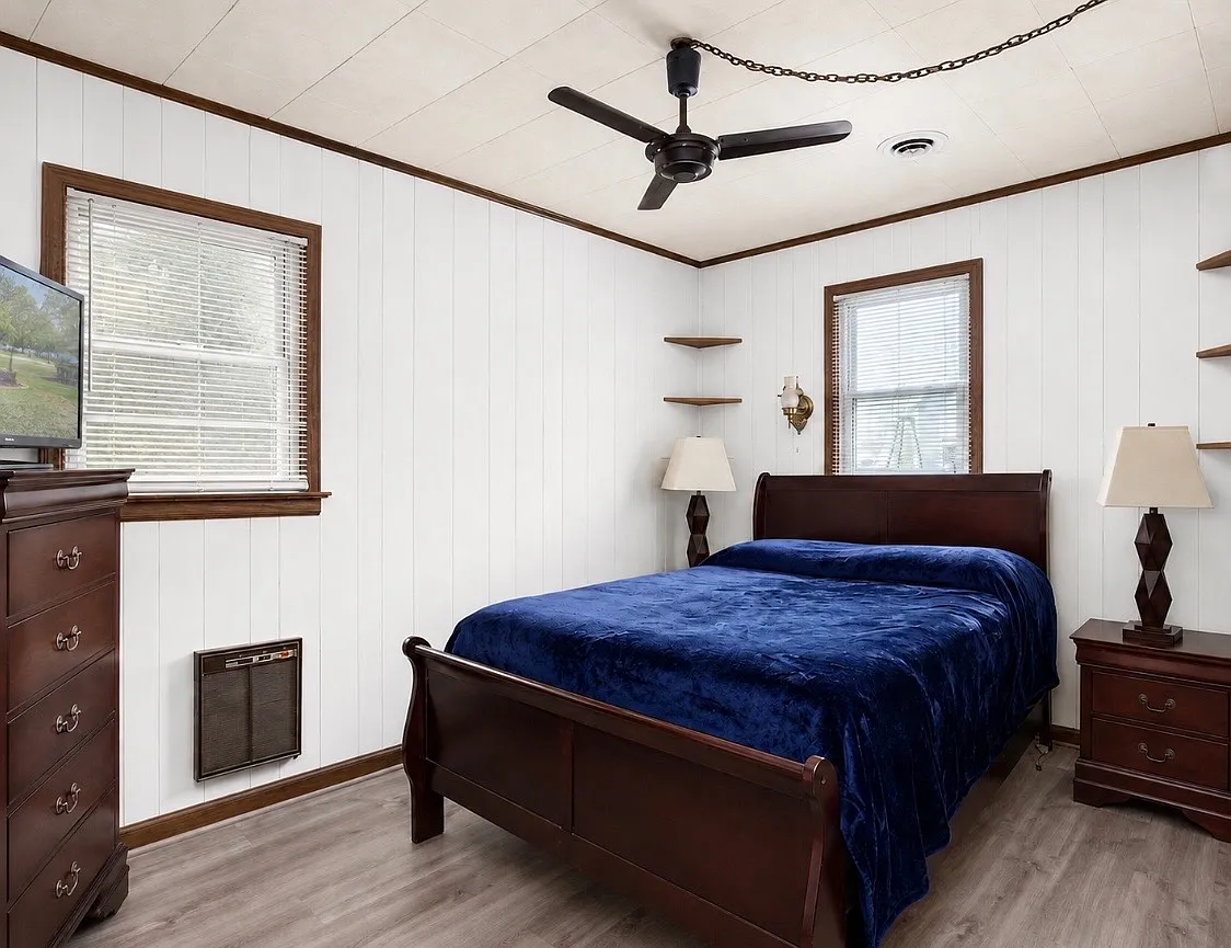 4 bed, 1850 sqft, $2,000 — Photo 2