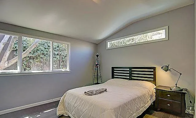 310 S Thurston Ave — Photo 17