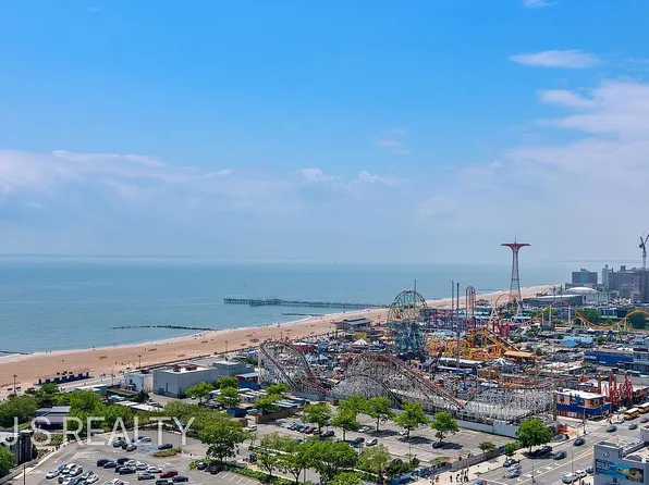 601 Surf Ave APT 20B, Brooklyn, NY 11224