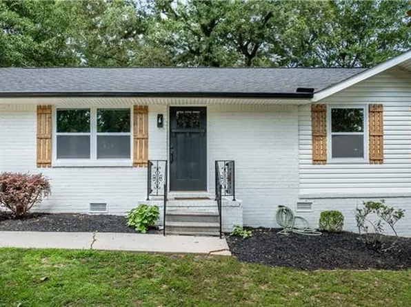 10142 Port Royal Ct, Jonesboro, GA 30238
