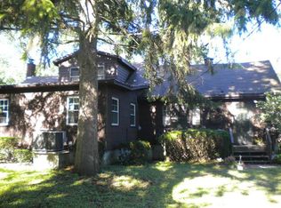 81 N, Winamac, IN 46996