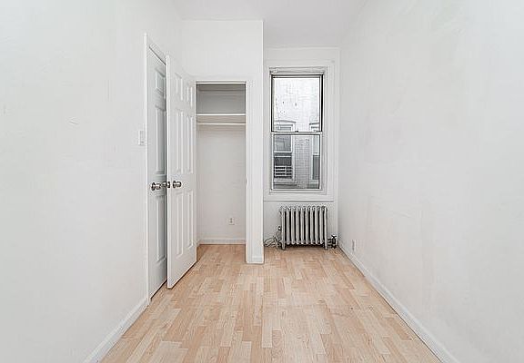 4th image of 30-91 44th St #3RA