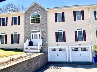 18 Grant Rd, Winchester, MA 01890
