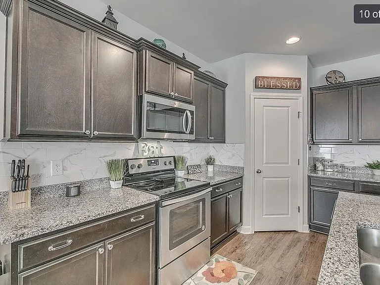 4411 Cross Keys Way — Photo 8