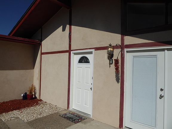 4th image of 6119 Downey St NE