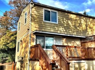 1934 Sheridan Rd, Bremerton, WA 98310