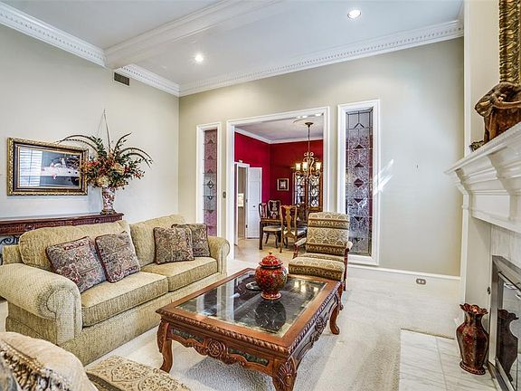 4th image of 1805 Triple Crown Ln