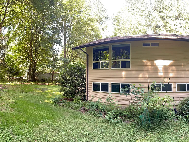 161st Pl NE — Photo 15