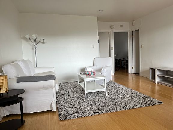 The living room looking in from the front door