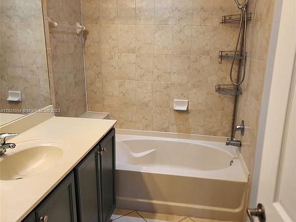 3rd image of 11603 NW 89th St APT 105