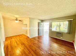 3123 1/2 Foothill Blvd APT 21, La Crescenta, CA 91214