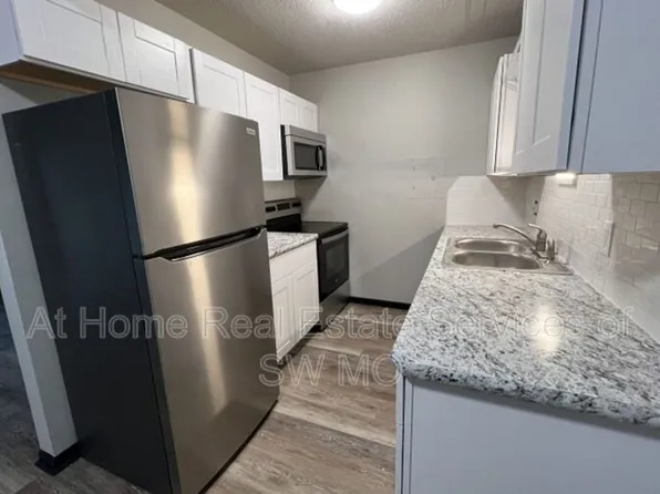 1242 E Cherry St #204, Springfield, MO 65802