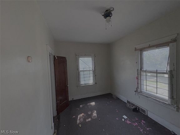 5th image of 3049 E 116th St