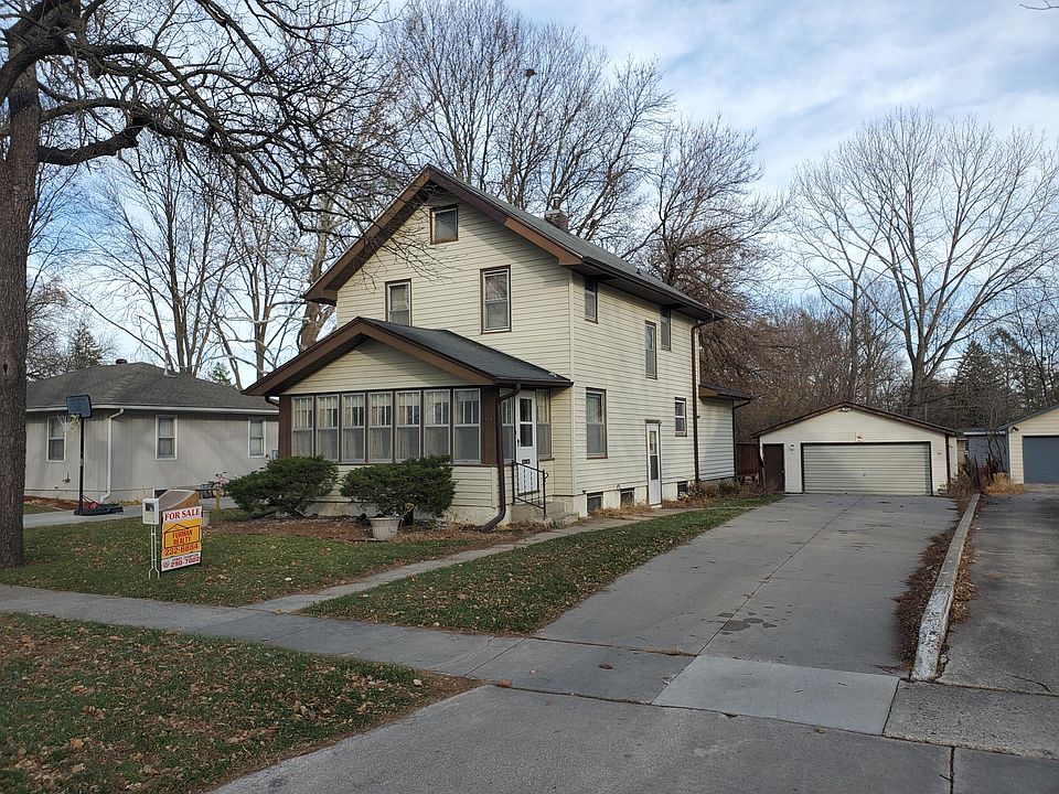 1st image of 718 Crawford Ave