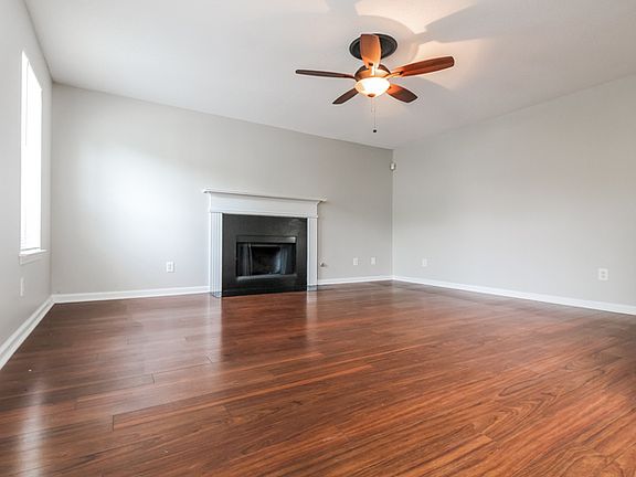 3rd image of 7513 Edenberry Way