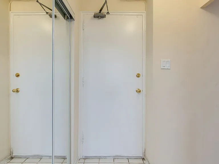 10 Huntley St #1 — Photo 13