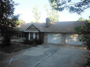 4007 Oakbrook Rd, De Soto, MO 63020