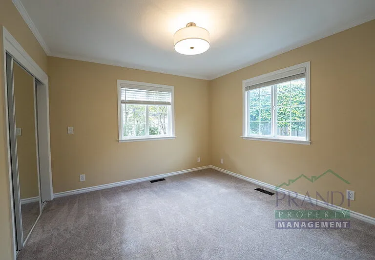40 Pleasant Ln — Photo 14