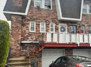 268 Beach 17th Street, Far Rockaway, NY