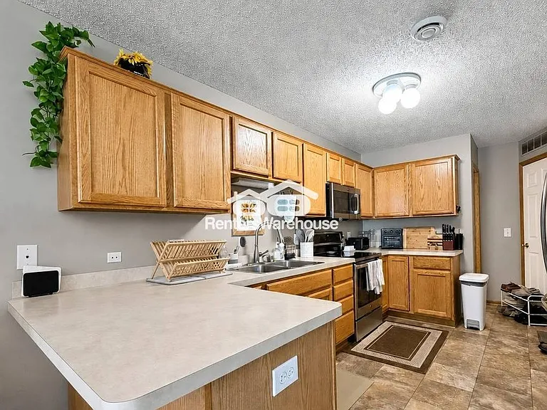 400 Horizon Dr SE — Photo 14