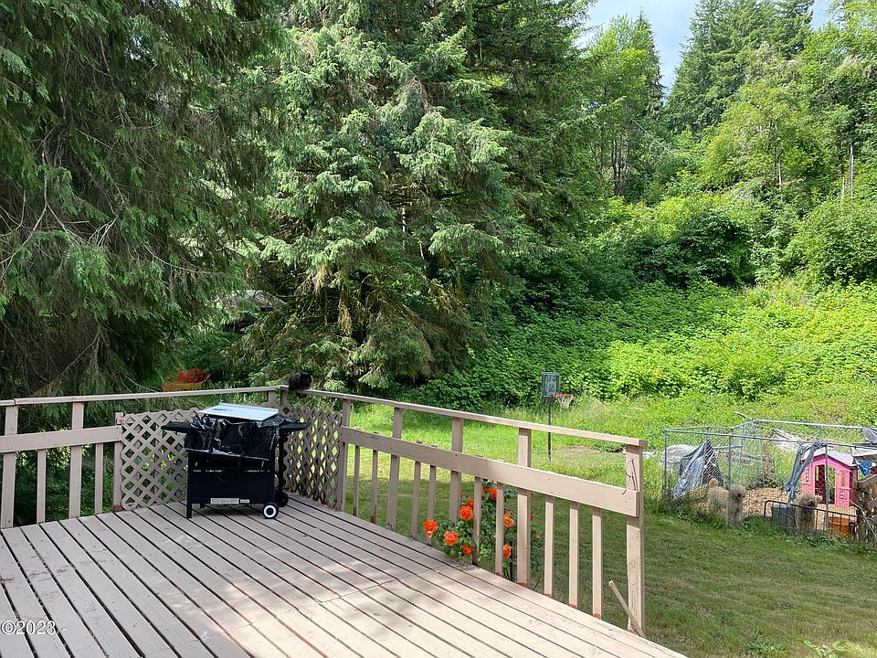 2nd image of 2835 NE Highway 20