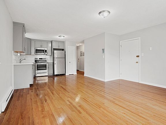 4th image of 495 Huntington Ave #24