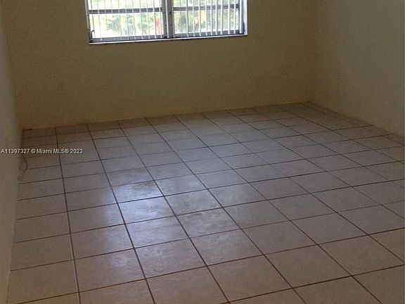 4th image of 1225 NE 124th St APT 45A