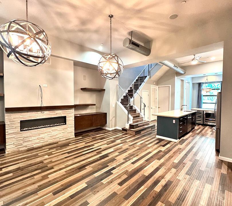 1st image of 133 The Promenade N Unit 117