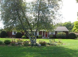 1023 Ridge Rd, Queensbury, NY 12804