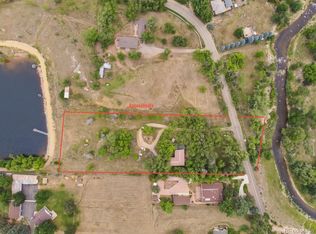 953 Apple Valley Rd, Lyons, CO 80540