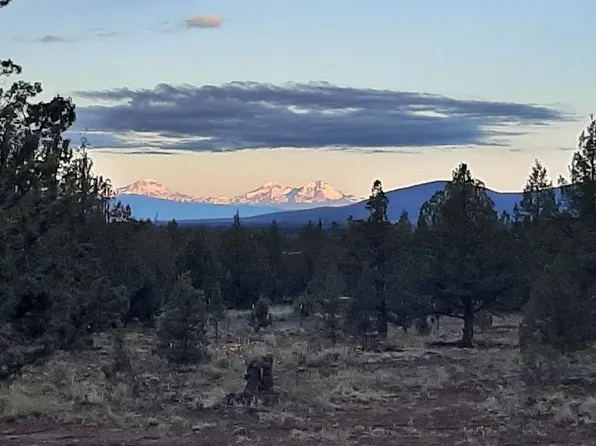 10 SE Yaqui Rd, Prineville, OR 97754