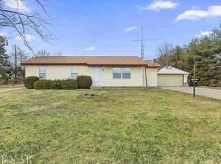 10198 E 1350 North Rd, Bloomington, IL 61705