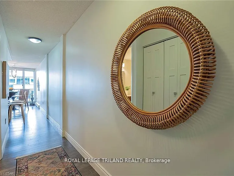 155 Kent St #1205 — Photo 16