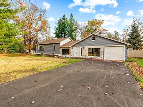 29833 Woodlawn DRIVE, Burlington, WI 53105