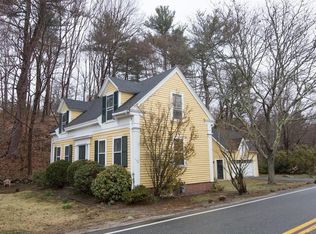 128 School St, Manchester, MA 01944
