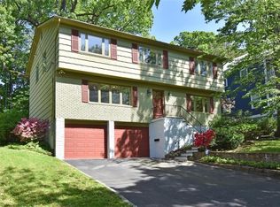 38 Parkway Dr, Dobbs Ferry, NY 10522