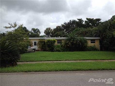 1st image of 3133 SW 15th Ct