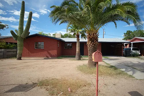 721 E Joan Pl Photo 1 721 E Joan Pl Photo 1
