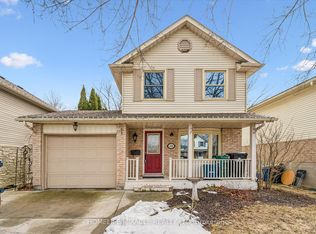 418 Woods Ln, Cambridge, ON N3H5J4