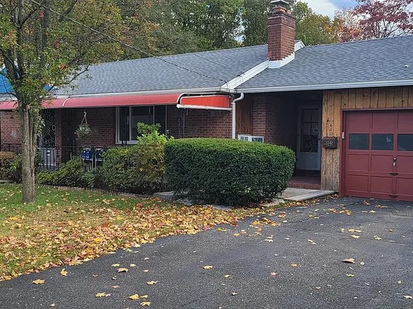 314 Schoolcraft Rd, Bergenfield, NJ 07621
