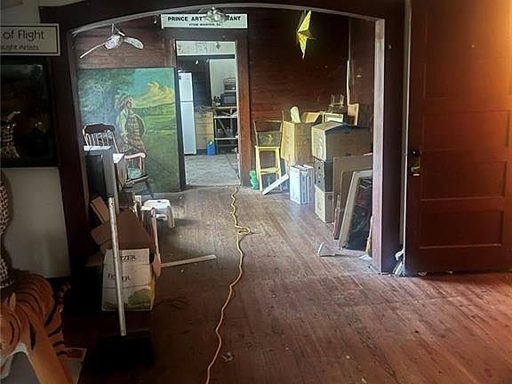 4th image of 5884 Rockbridge Rd