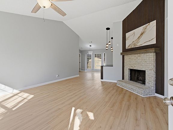 5th image of 804 Bishopsgate Rd