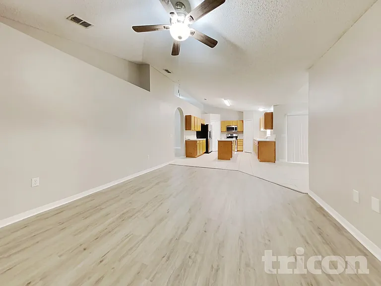 508 Cloudcroft Dr — Photo 3