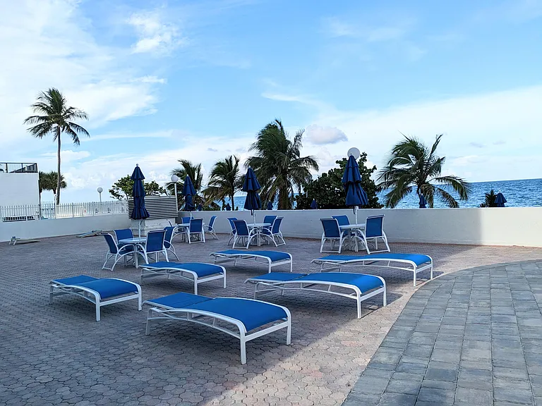 4250 Galt Ocean Dr #12K — Photo 33
