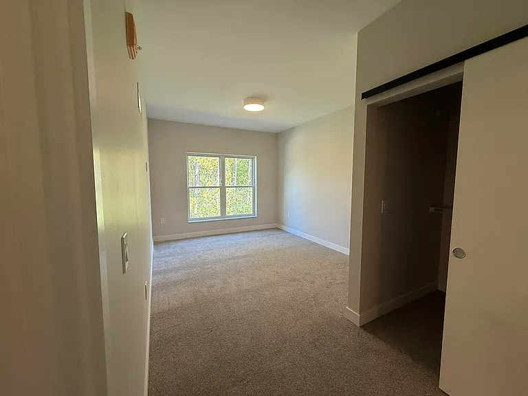 2645 Burton Rd #4 — Photo 23