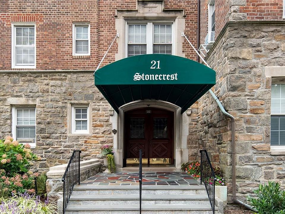 1st image of 21 Chatsworth Ave #4G