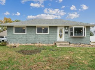 2060 Carter Rd, Dubuque, IA 52001