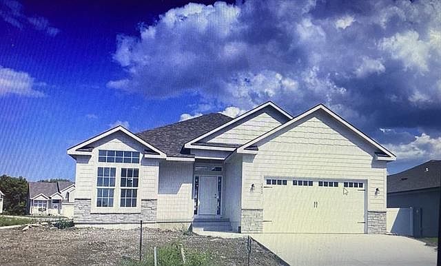 1st image of 1613 NE Jaclyn Dr