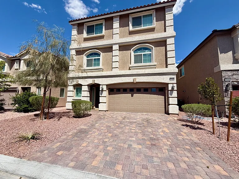 7748 Pacific Dunes St — Photo 2