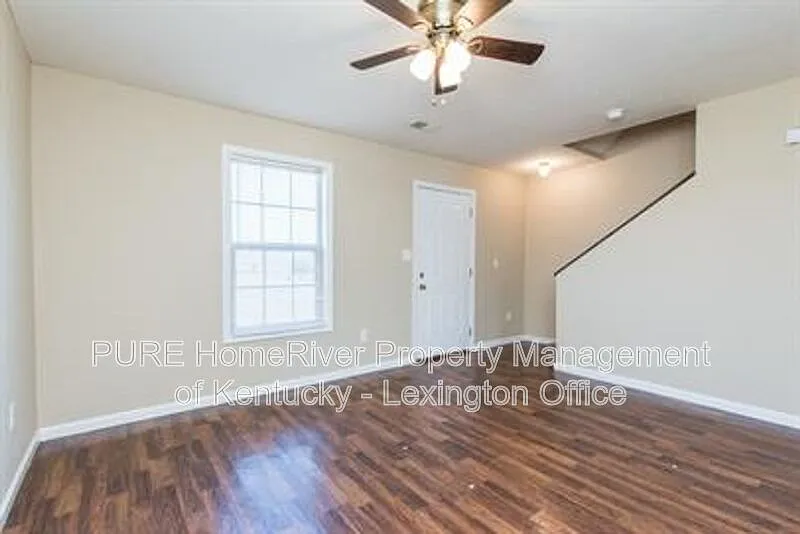 2 bed, 1.5 bath, 1100 sqft, $895 — Photo 4